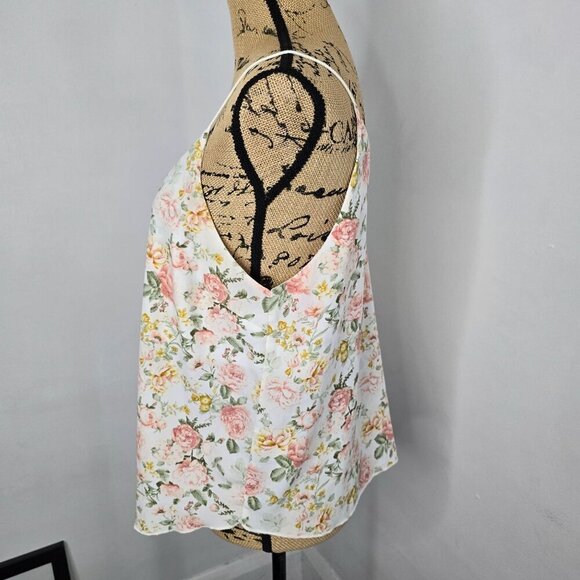 Forever 21 Pink Floral Feminine Camisole - Picture 2 of 8